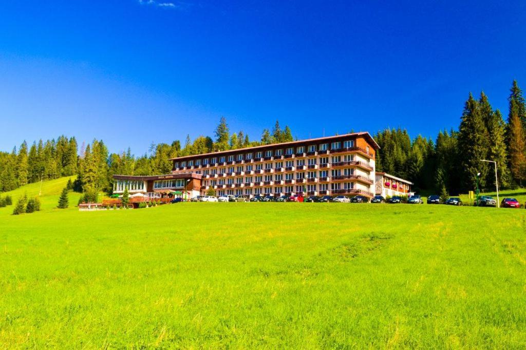 Hotel Magura Ждяр Екстер'єр фото